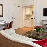 Hotel Majestic - Champs Elysées 5*