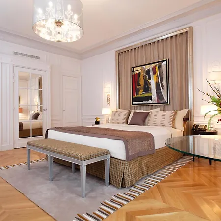 Hotel Majestic - Champs Elysees 5*