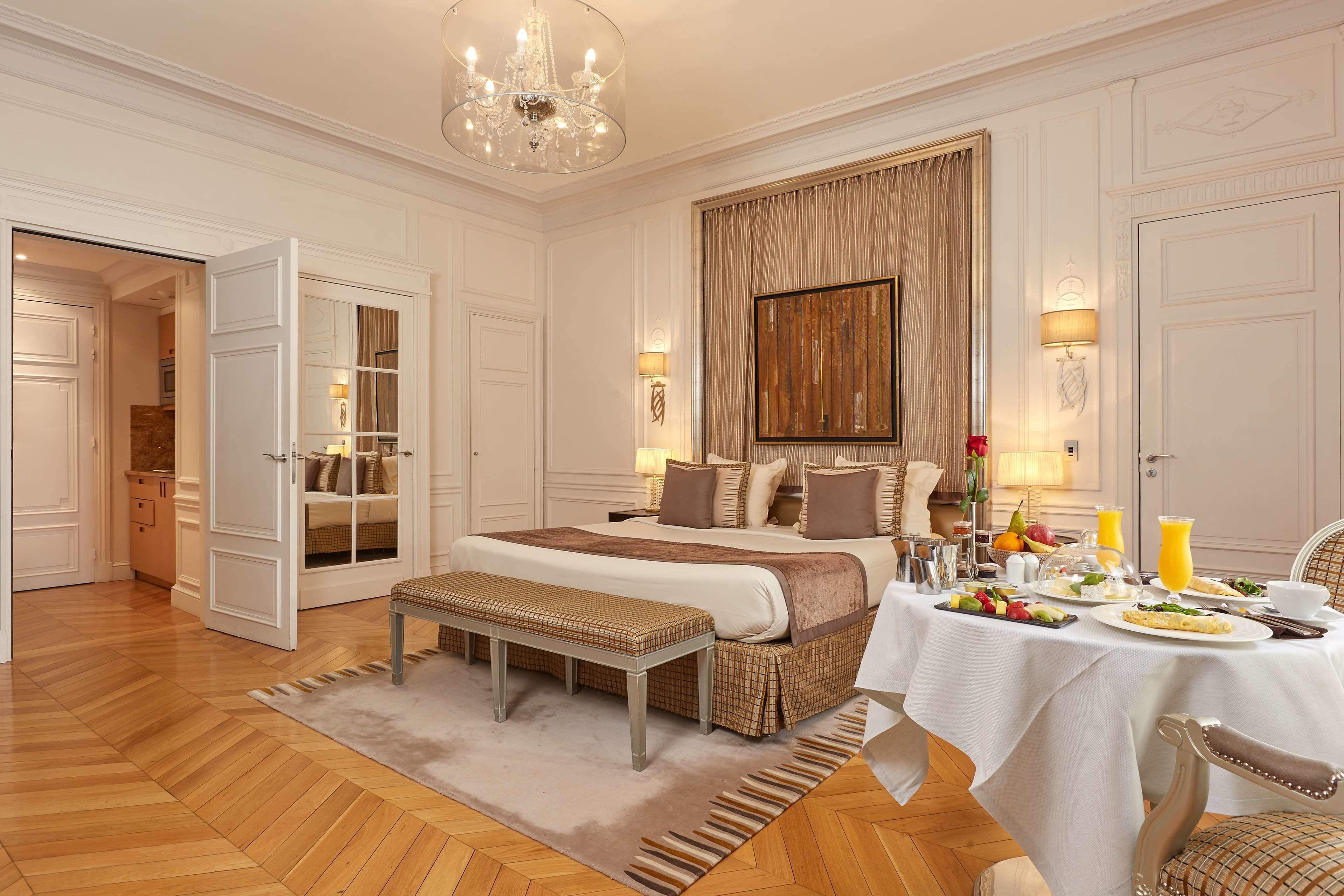 Majestic - Champs Elysees Hotel 5*