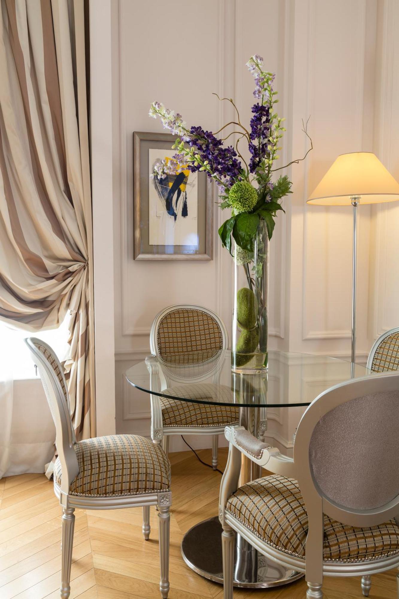 Majestic - Champs Elysées Hotel